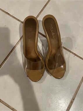 tiny stripper pleaser club heels well loved